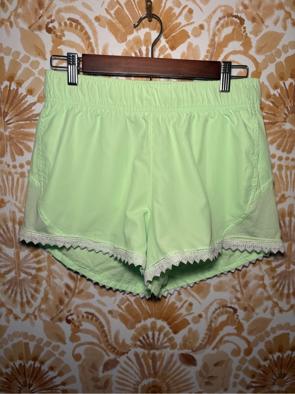 Women’s Lace Trimmed Athletic Shorts Flowy Lightweight Summer Lounge S - Picture 3 of 5